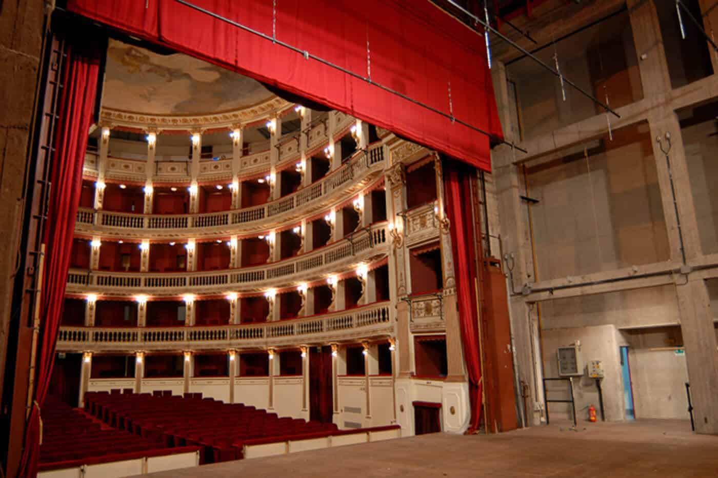 Teatro Stabile Napoli - Teatro Mercadante_10